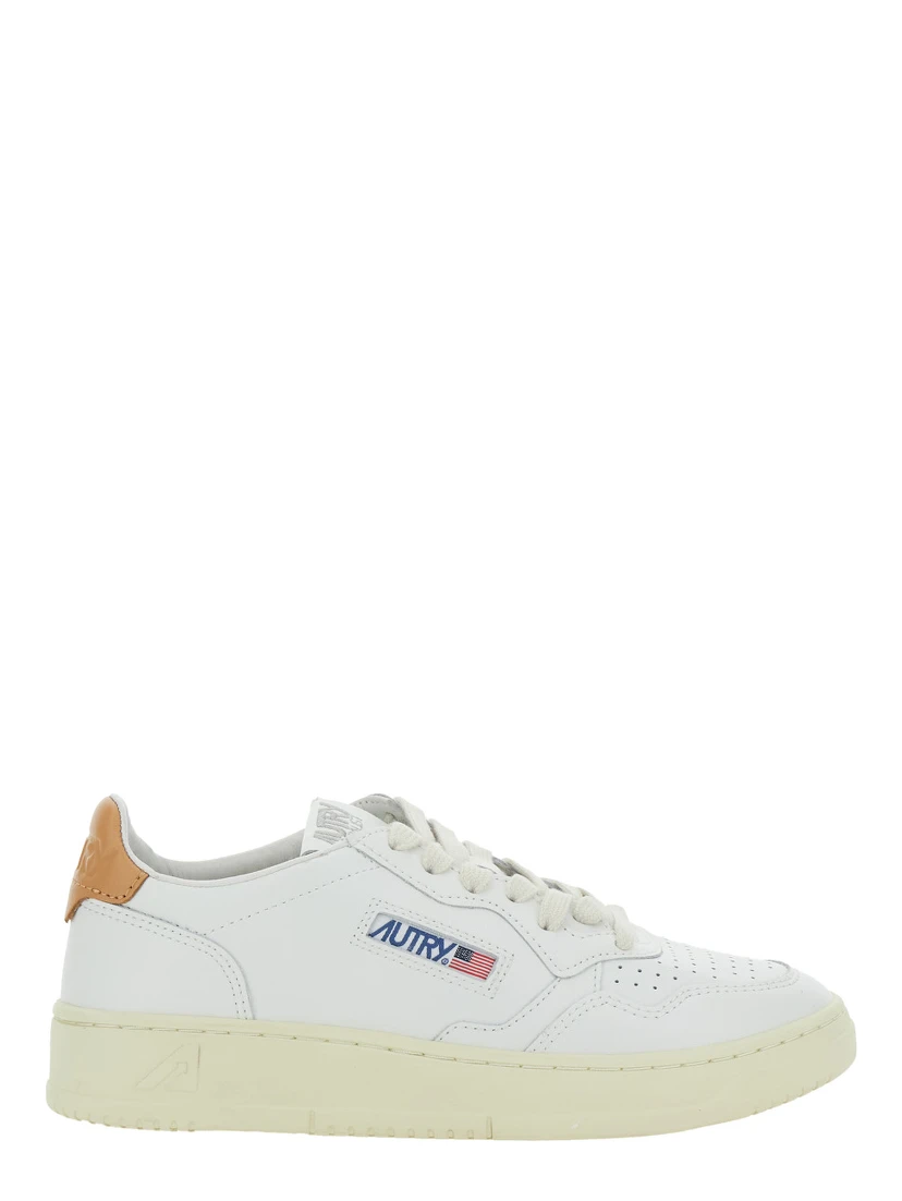 Medalist White Low Top Sneakers with Logo Patch on Tongue and Side in Leather Woman