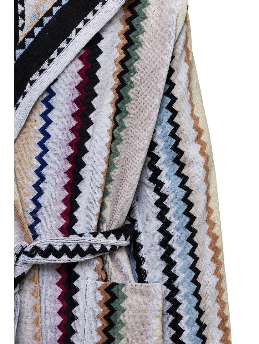 Curt Multicolor Bathrobe with Zig Zag Motif in Cotton