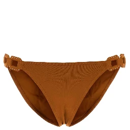 الصعود إلى الطائرة