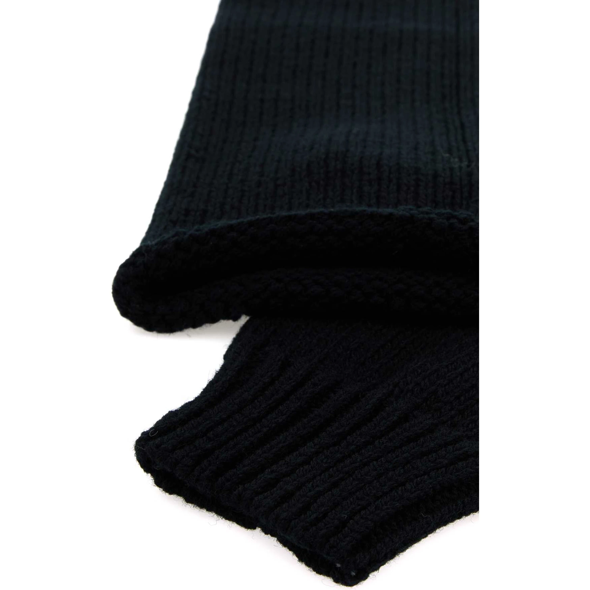 02780-MOIRA 9706 M.K.CUFFS