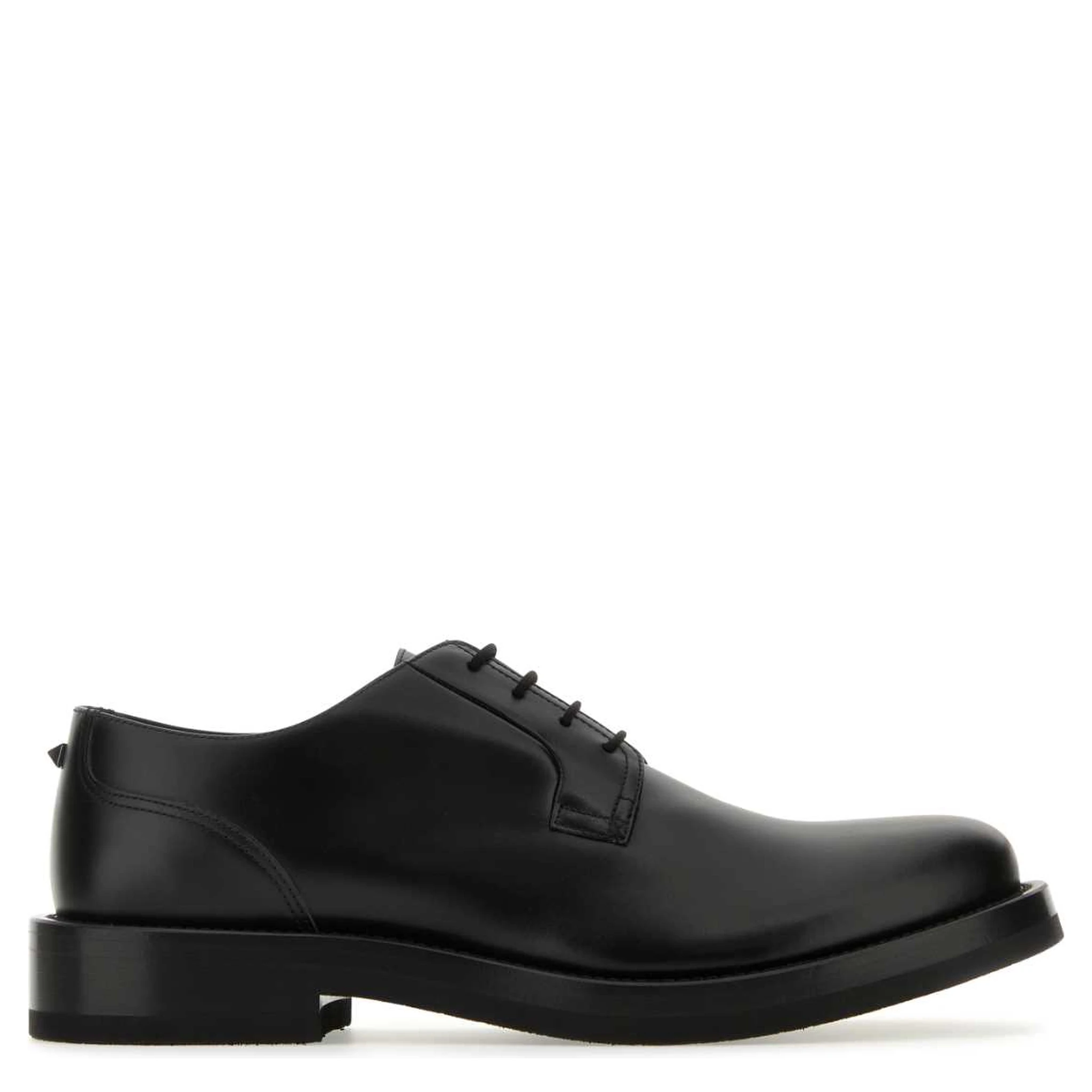 SCARPE STRINGATE
