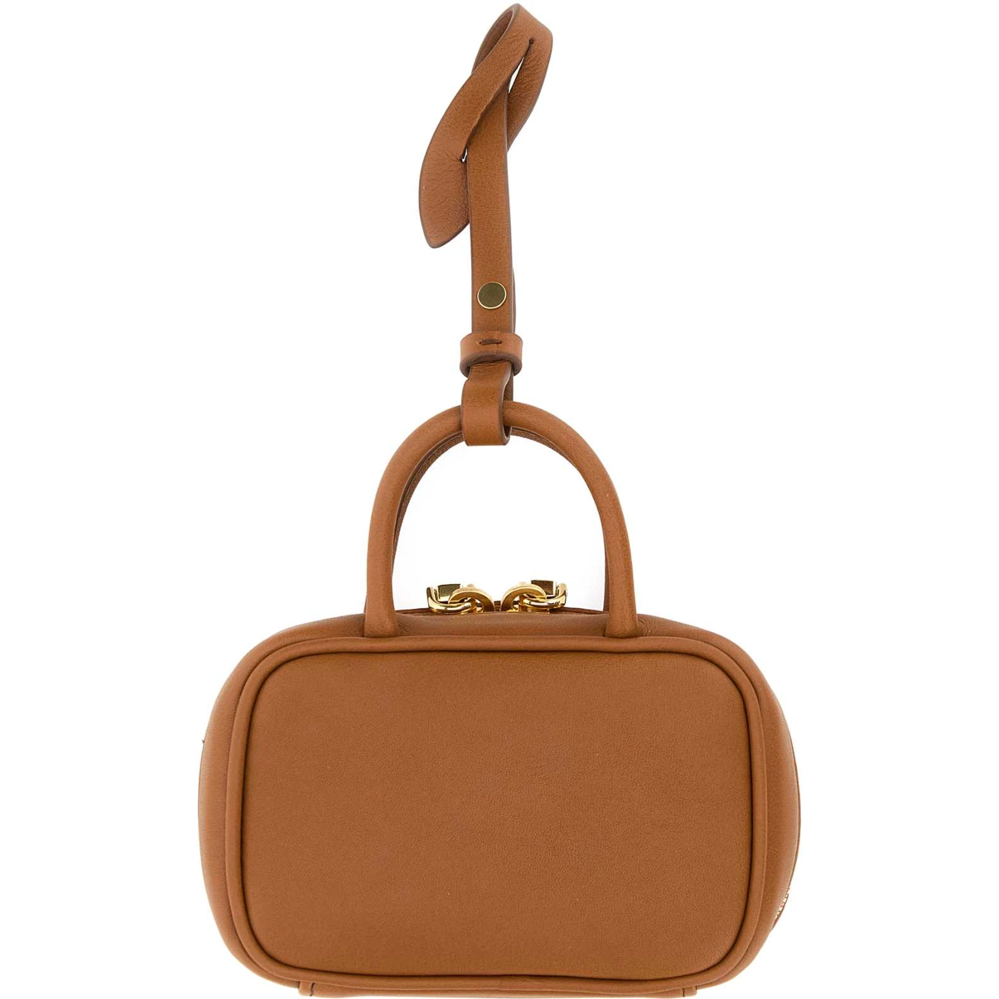 CHARM AVENTURE