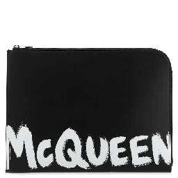 POUCH