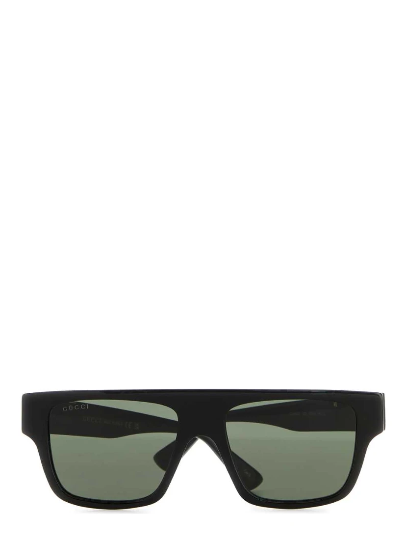 EYEWEAR