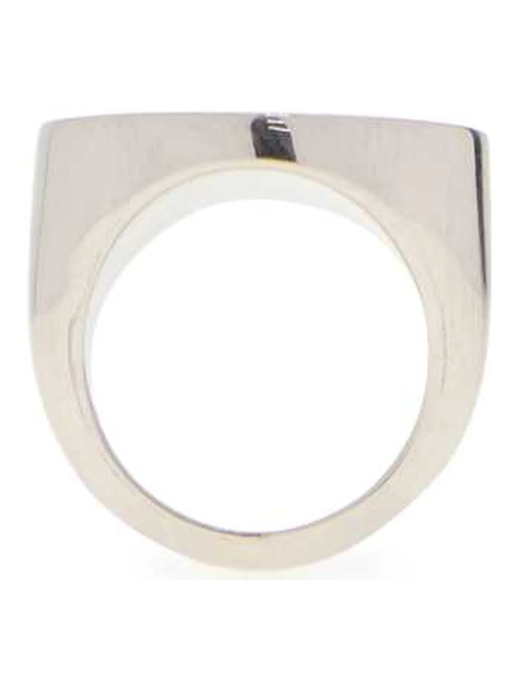 SM7UQ0119P8755 951