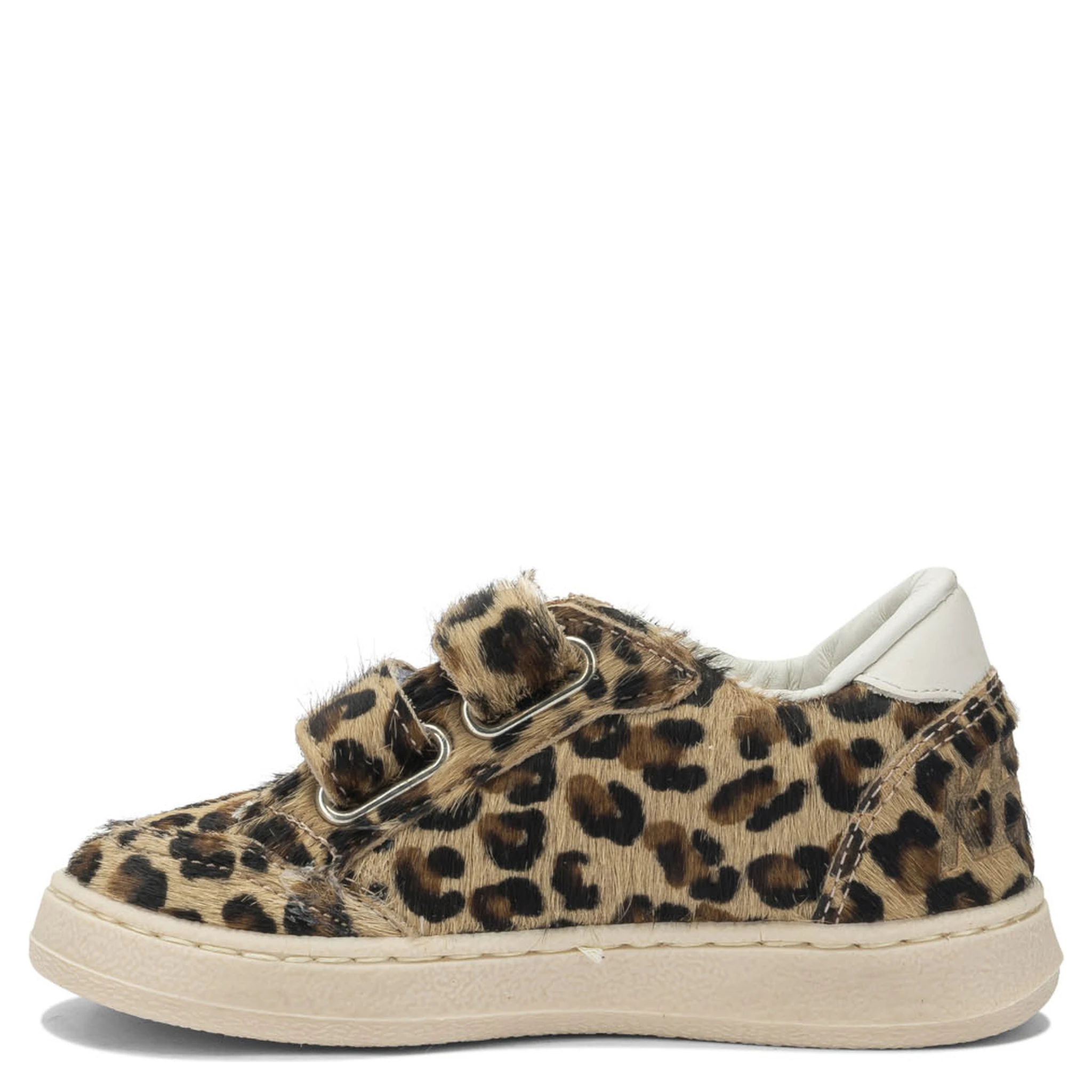 Sneakers & Slip-On