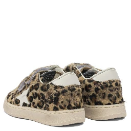 Sneakers & Slip-On
