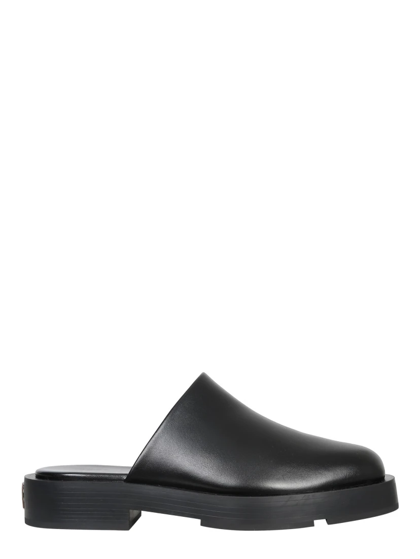 SQUARED LOAFERS