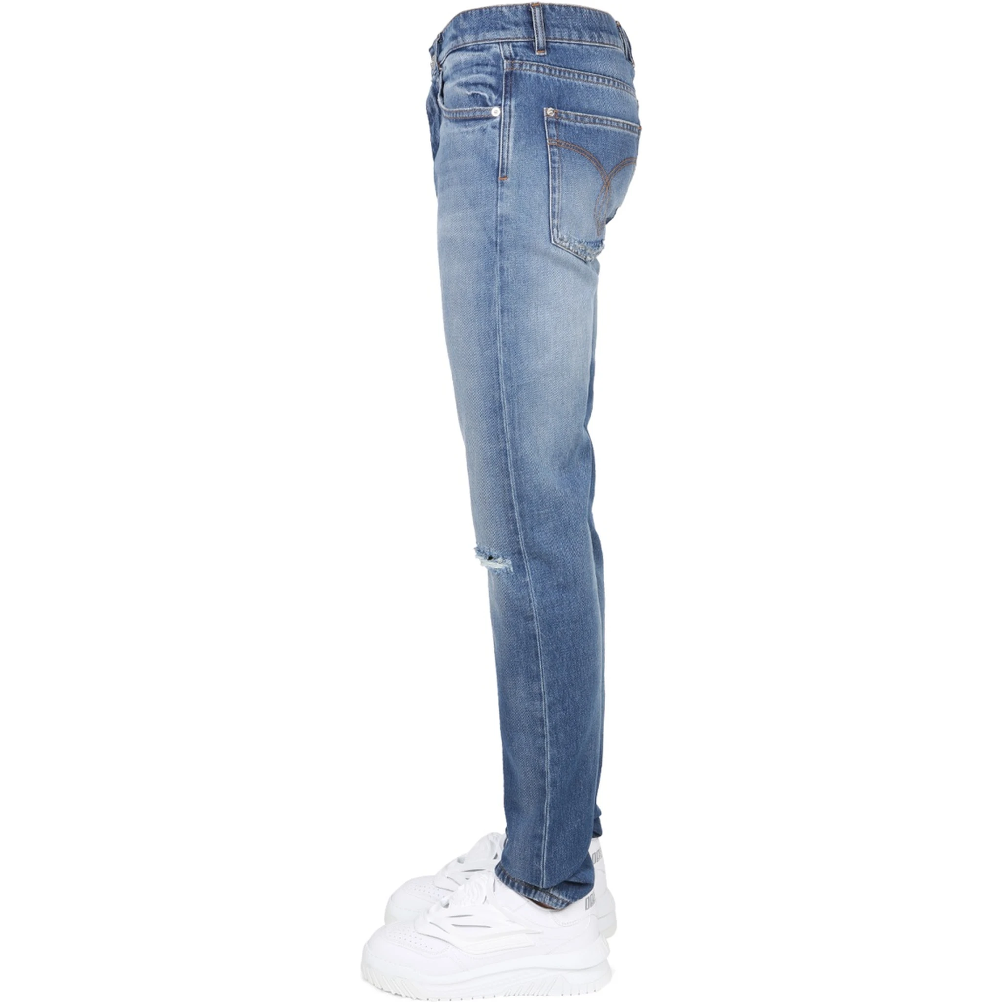 JEANS CON PATCH LOGO