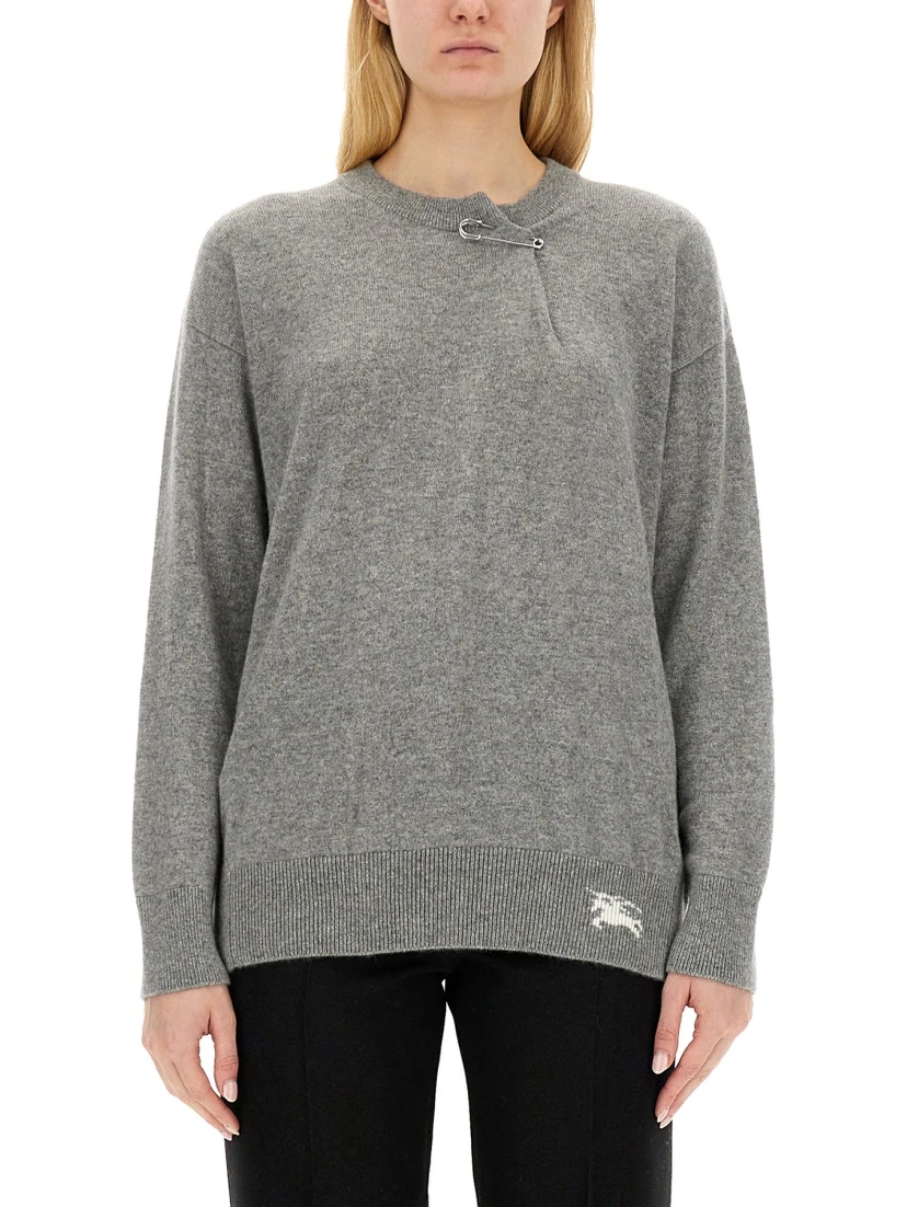CASHMERE SWEATER WITH KILT PIN