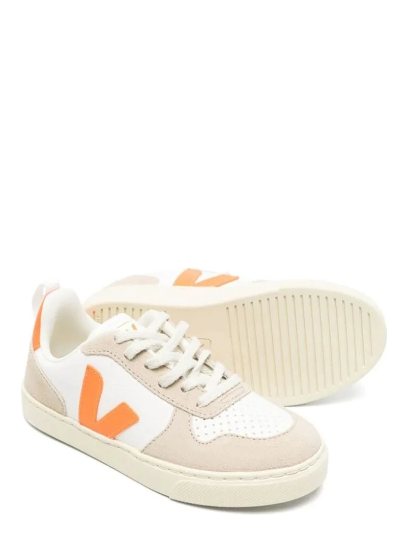 small v-10 laces