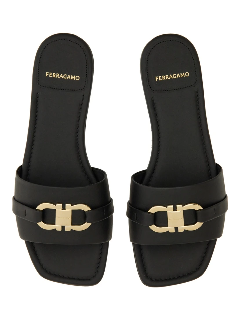 SLIDE SANDAL