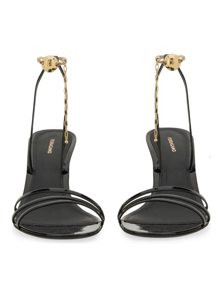 SANDAL WITH CHAIN alternative