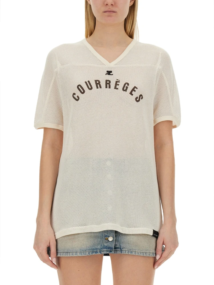 T-SHIRT WITH LOGO