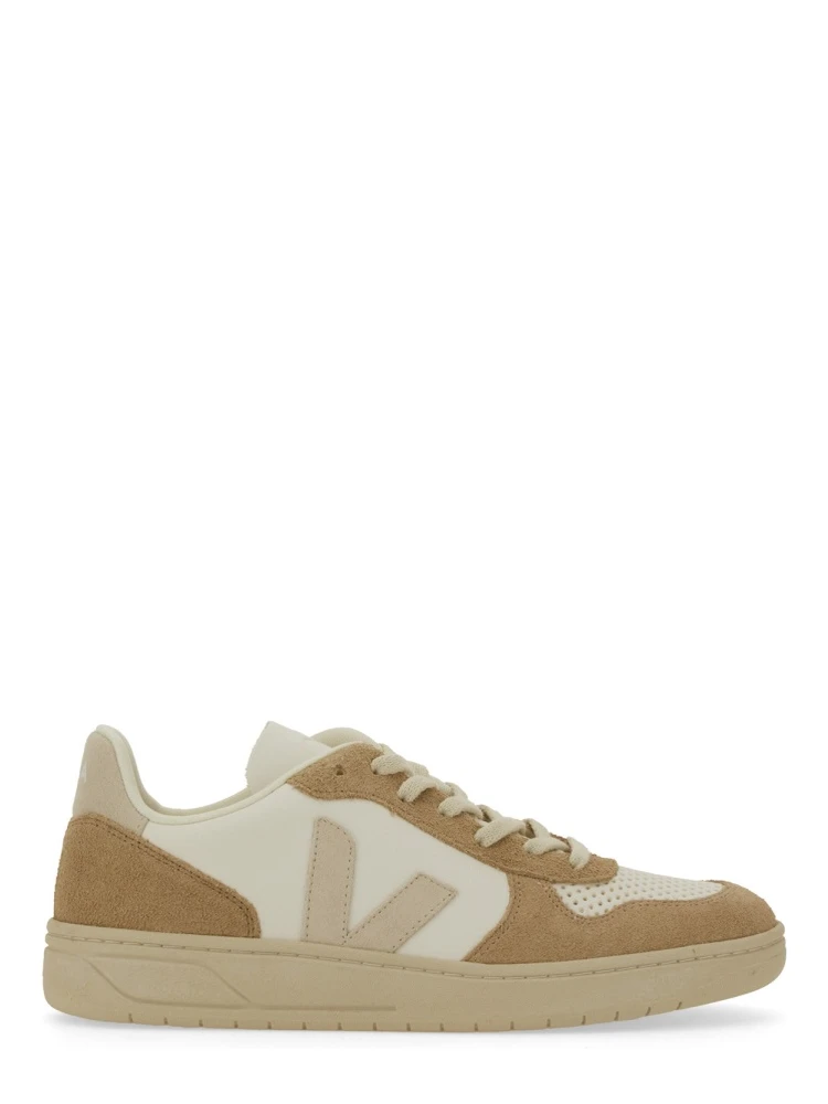 SNEAKER "V-10"