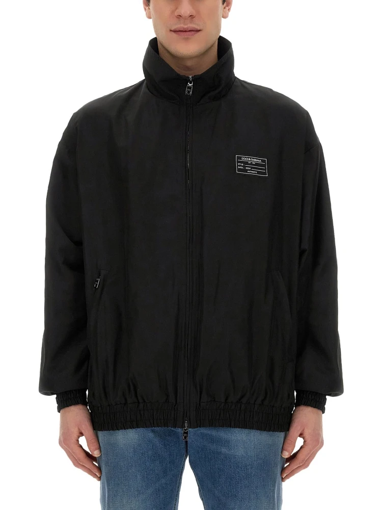 HOODED JACKET