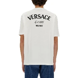T-SHIRT WITH LOGO