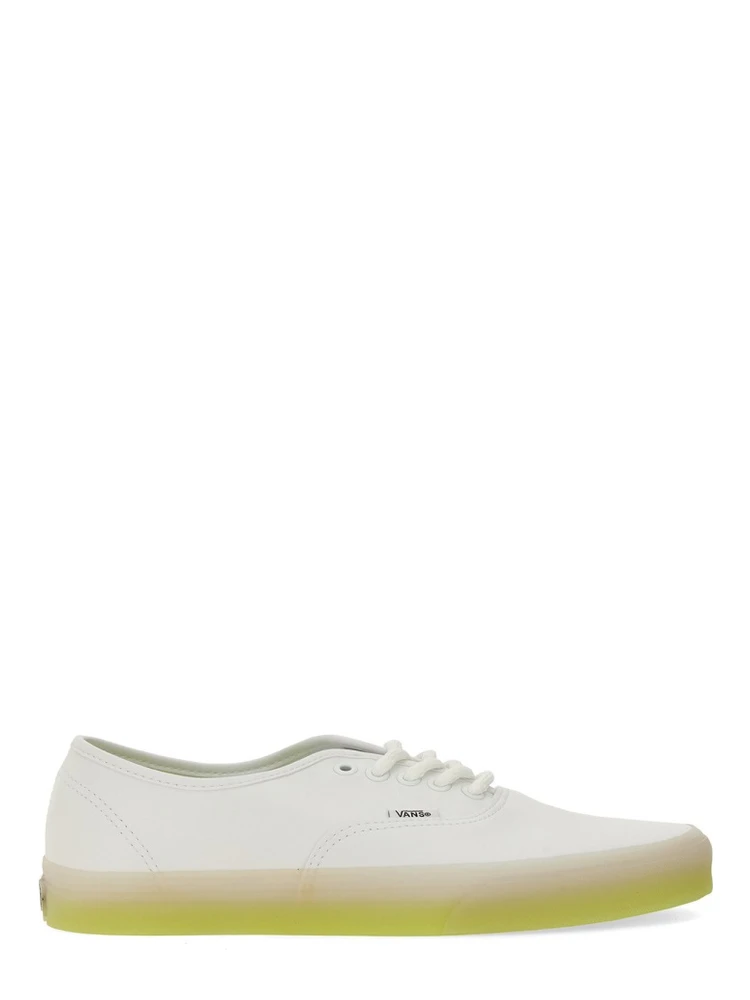 AUTHENTIC SNEAKER