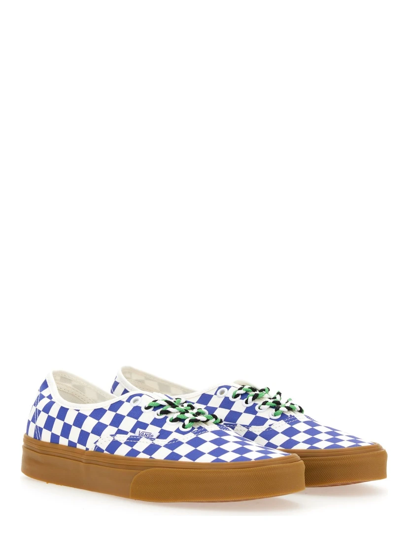 AUTHENTIC SNEAKER