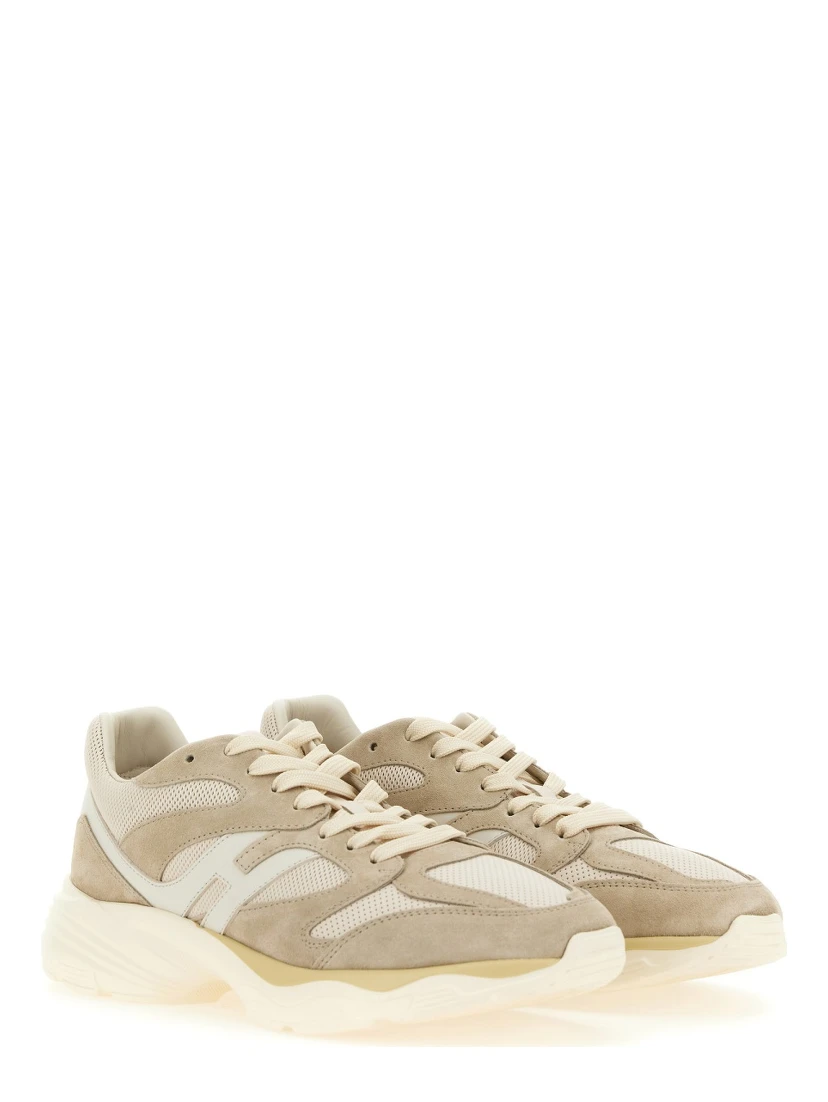 SNEAKER WITH LOGO