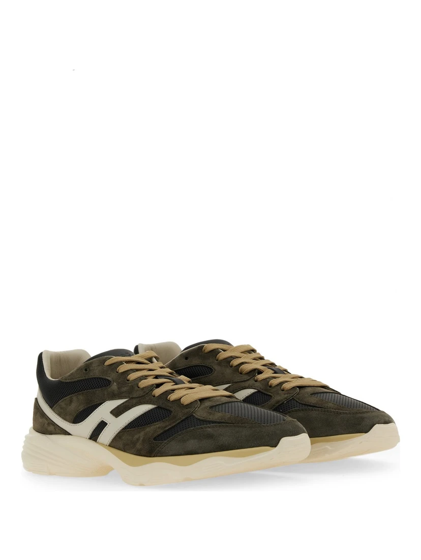 SNEAKER WITH LOGO