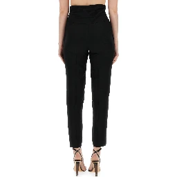 PANTS WITH HEART APPLICATION