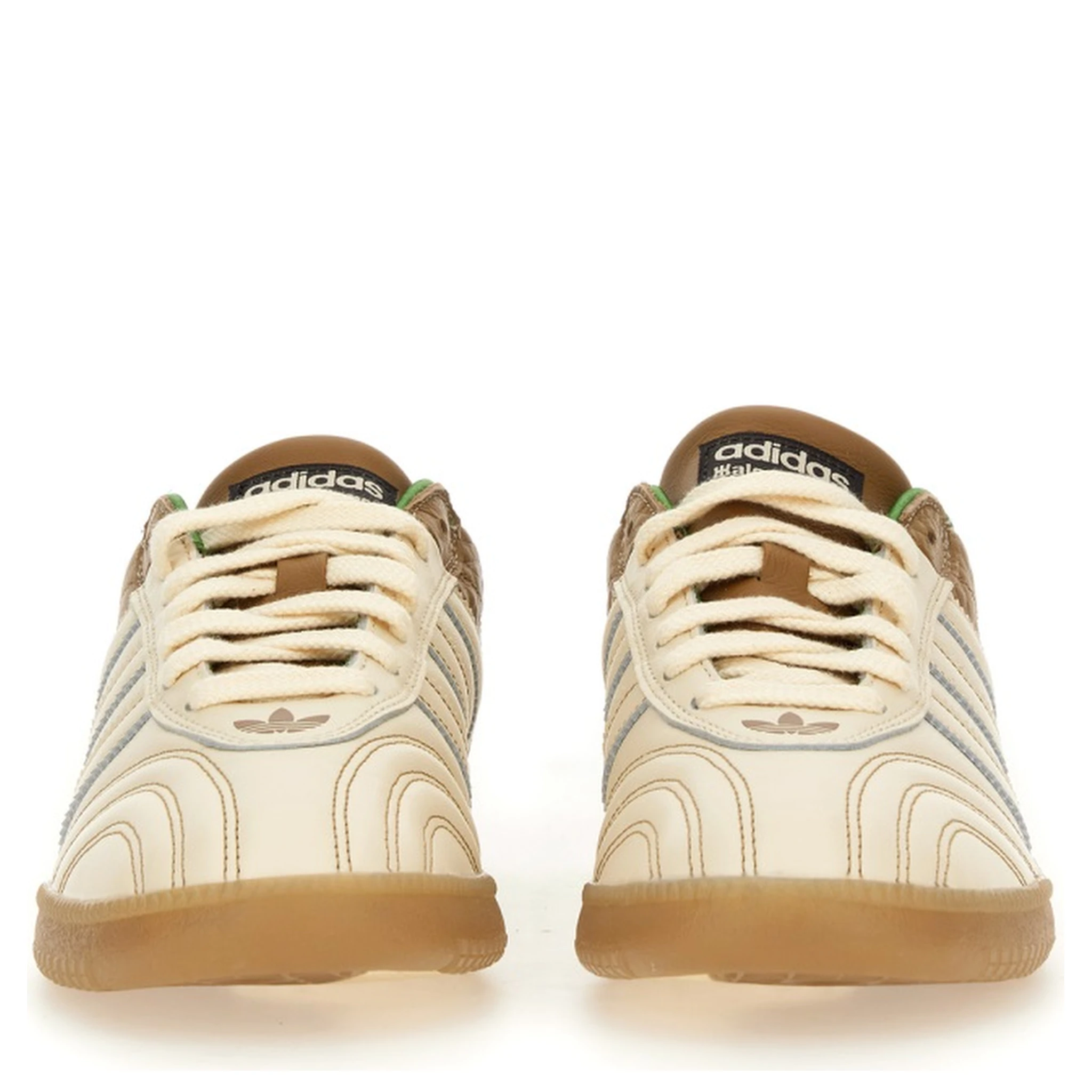 SAMBA SNEAKER.