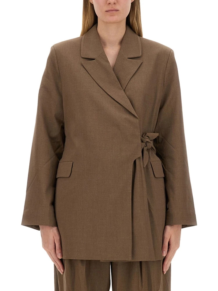 ASYMMETRICAL BLAZER