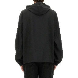 ZIP SWEATSHIRT.