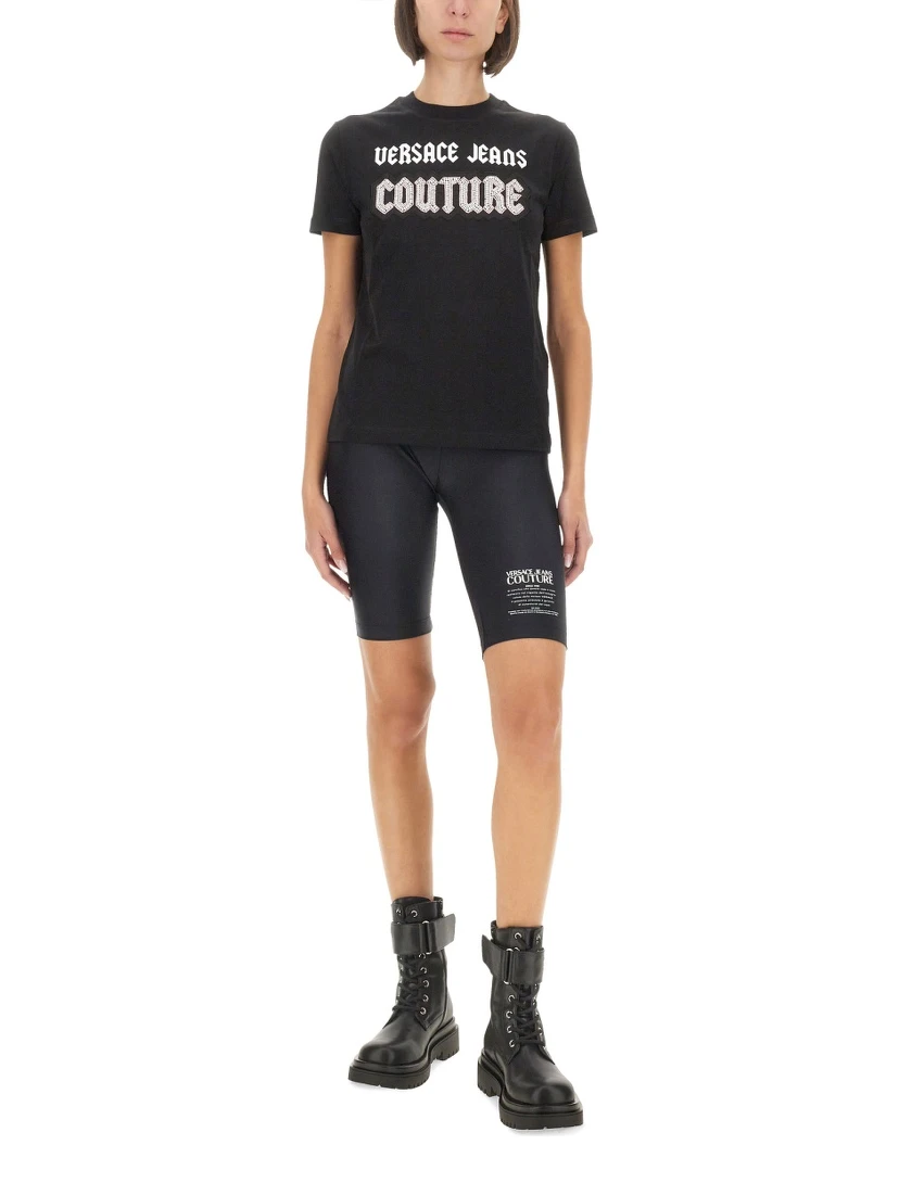 T-SHIRT WITH LOGO