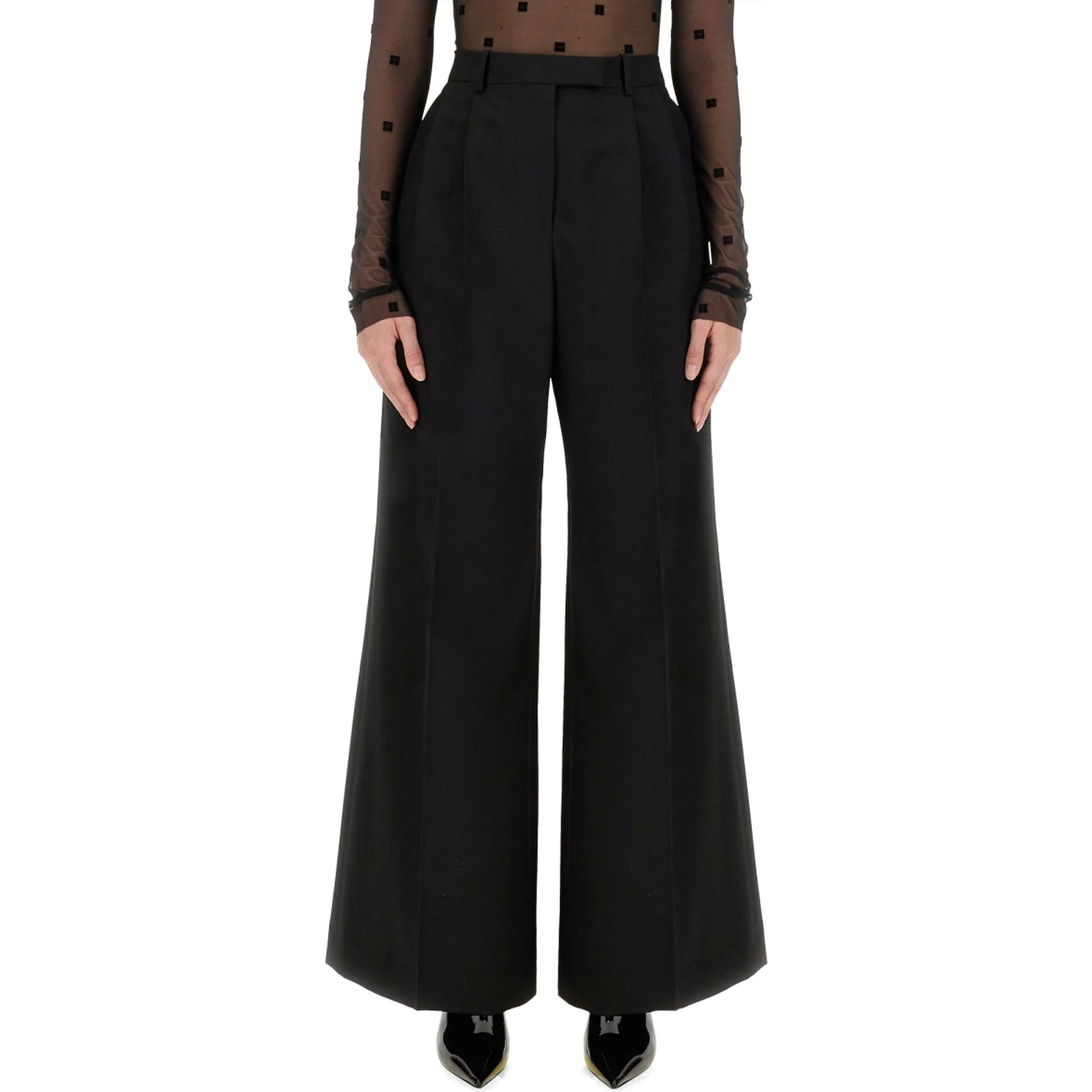 PANTSUIT