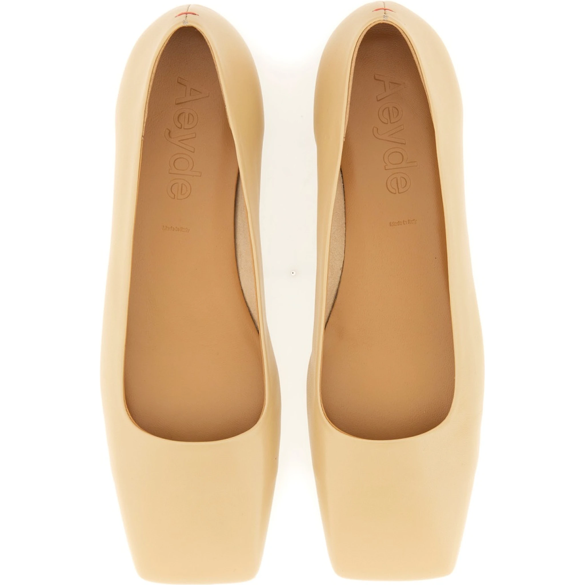 MAD DANCER
