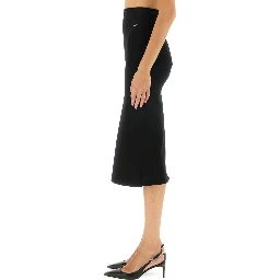 تنورة طويلة