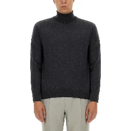 TURTLENECK WITH EMBROIDERY