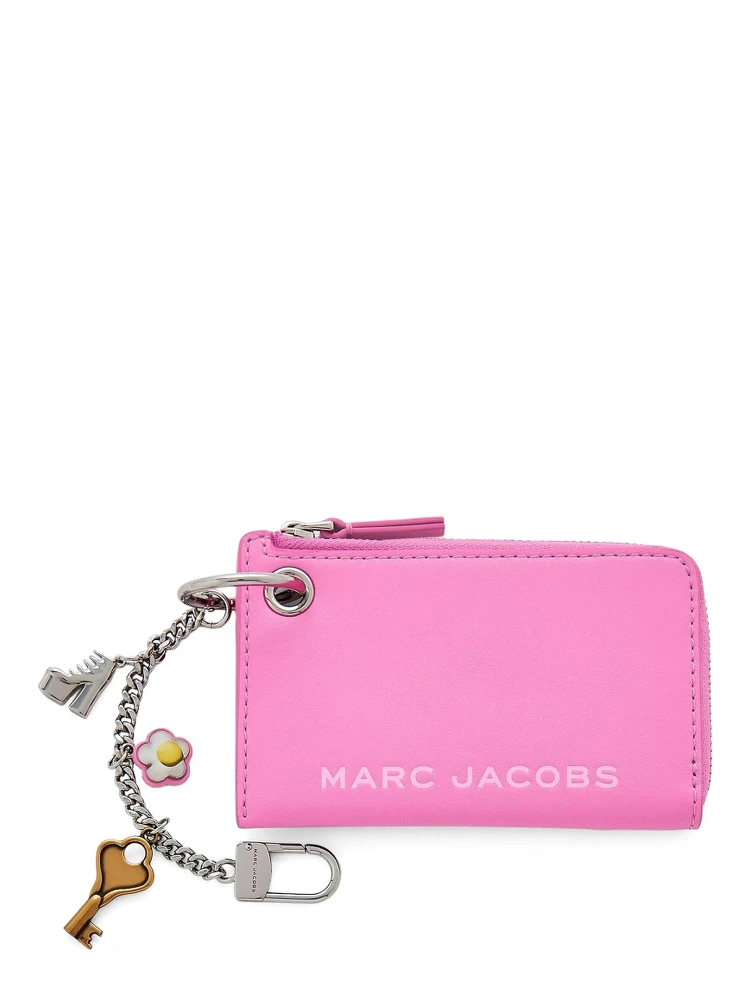 ZIPPERED WALLET WITH PENDANT