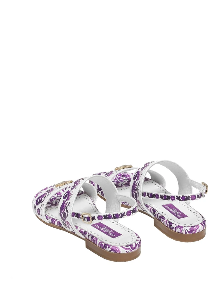 SANDALS alternative
