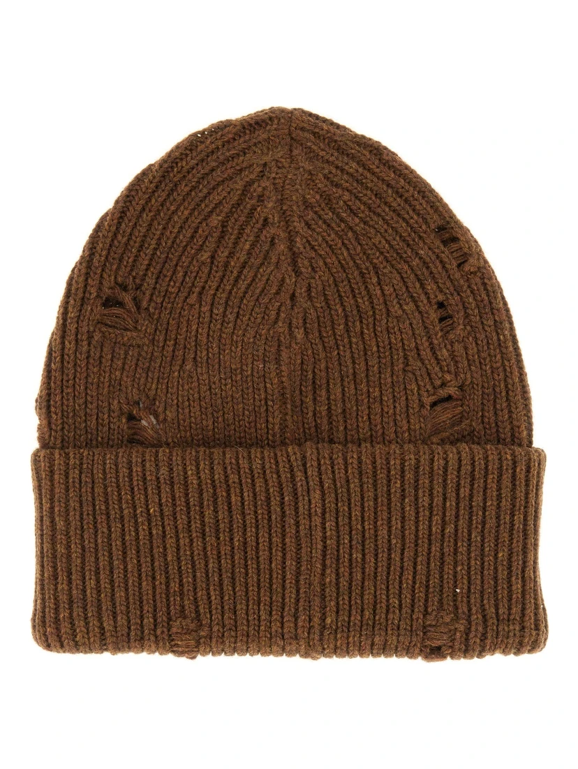 BEANIE HAT WITH LOGO