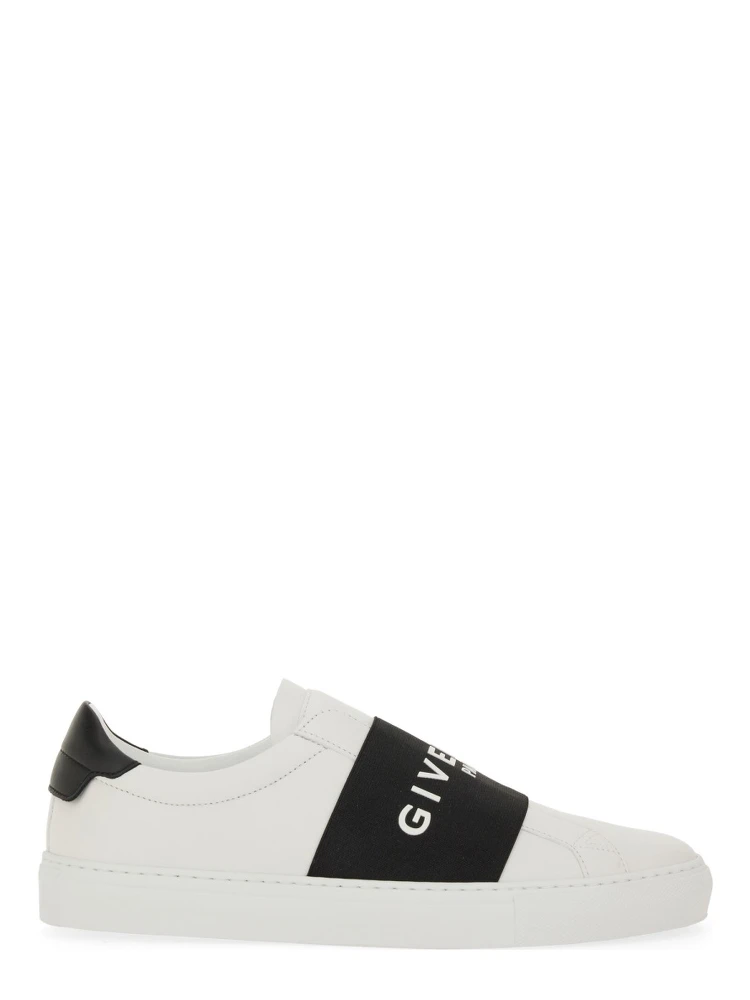 "URBAN STREET" SNEAKER