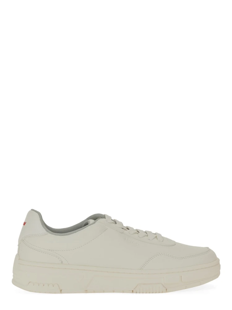 SNEAKER WITH ZIGZAG DETAIL