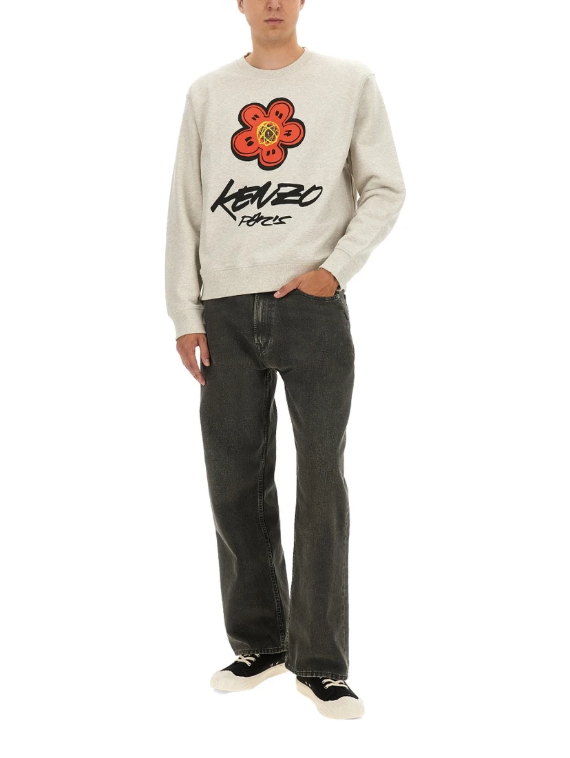 CLASSIC SWEATSHIRT.