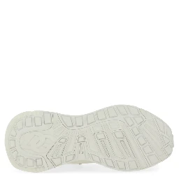 SNEAKER WITH LOGO