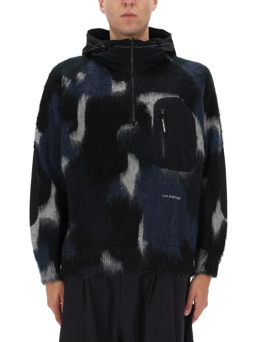 ZIPPER HOODED SWEATER