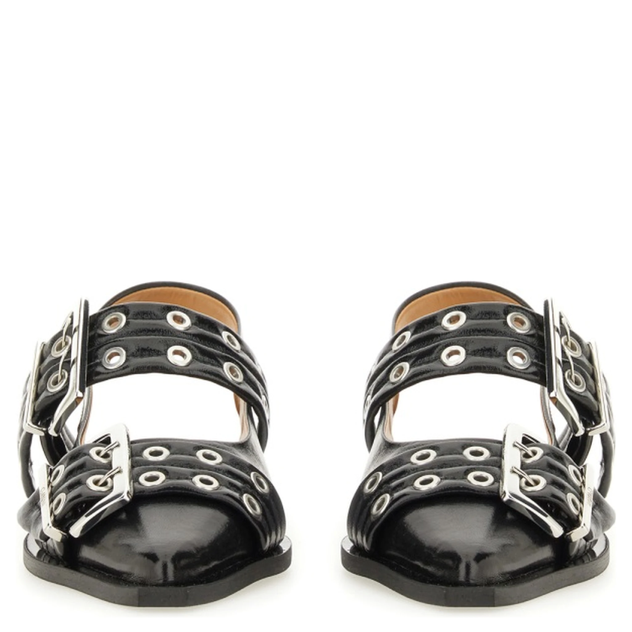 BALLERINA WITH BUCKLE
