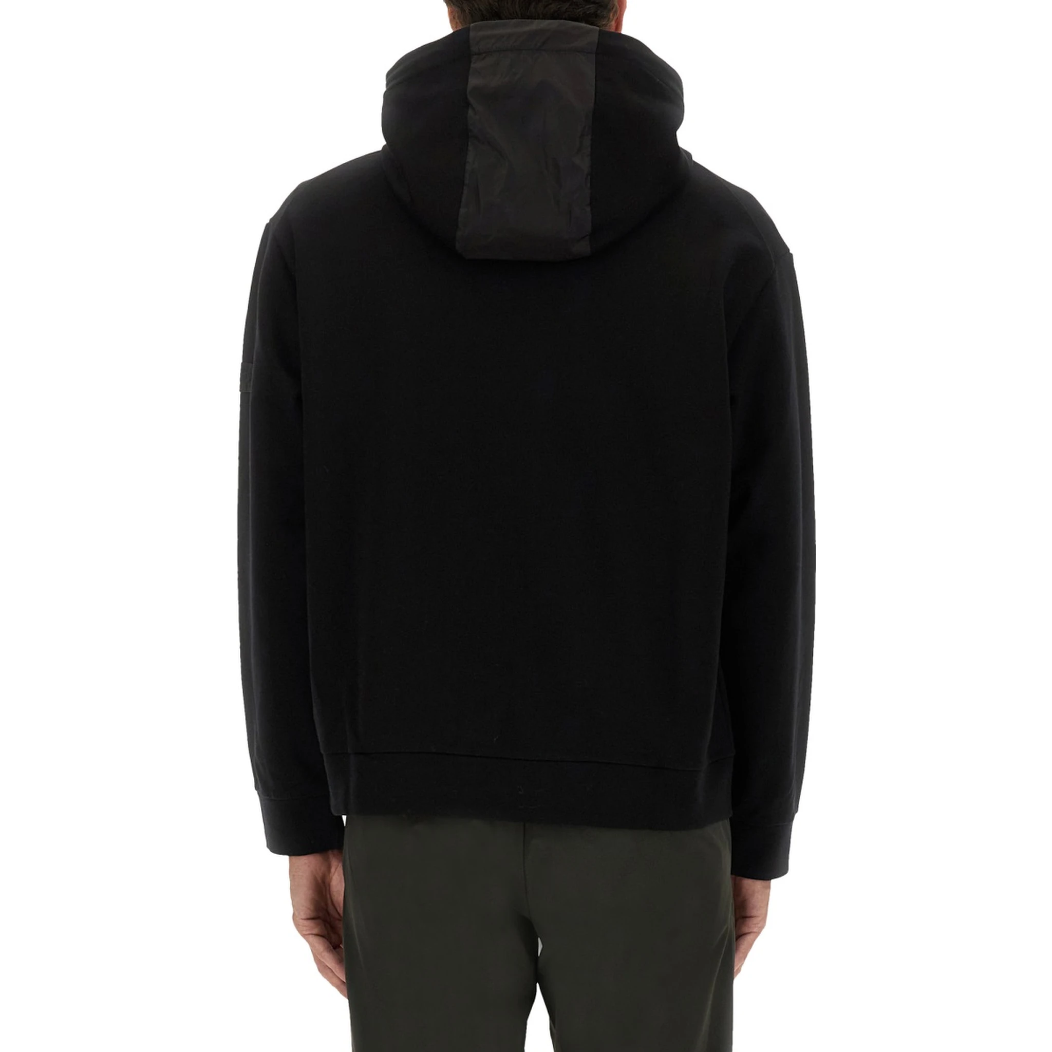 ZIP SWEATSHIRT.