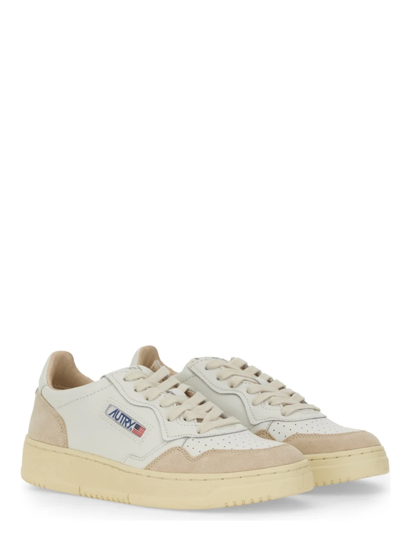 MEDALIST LOW SNEAKERS