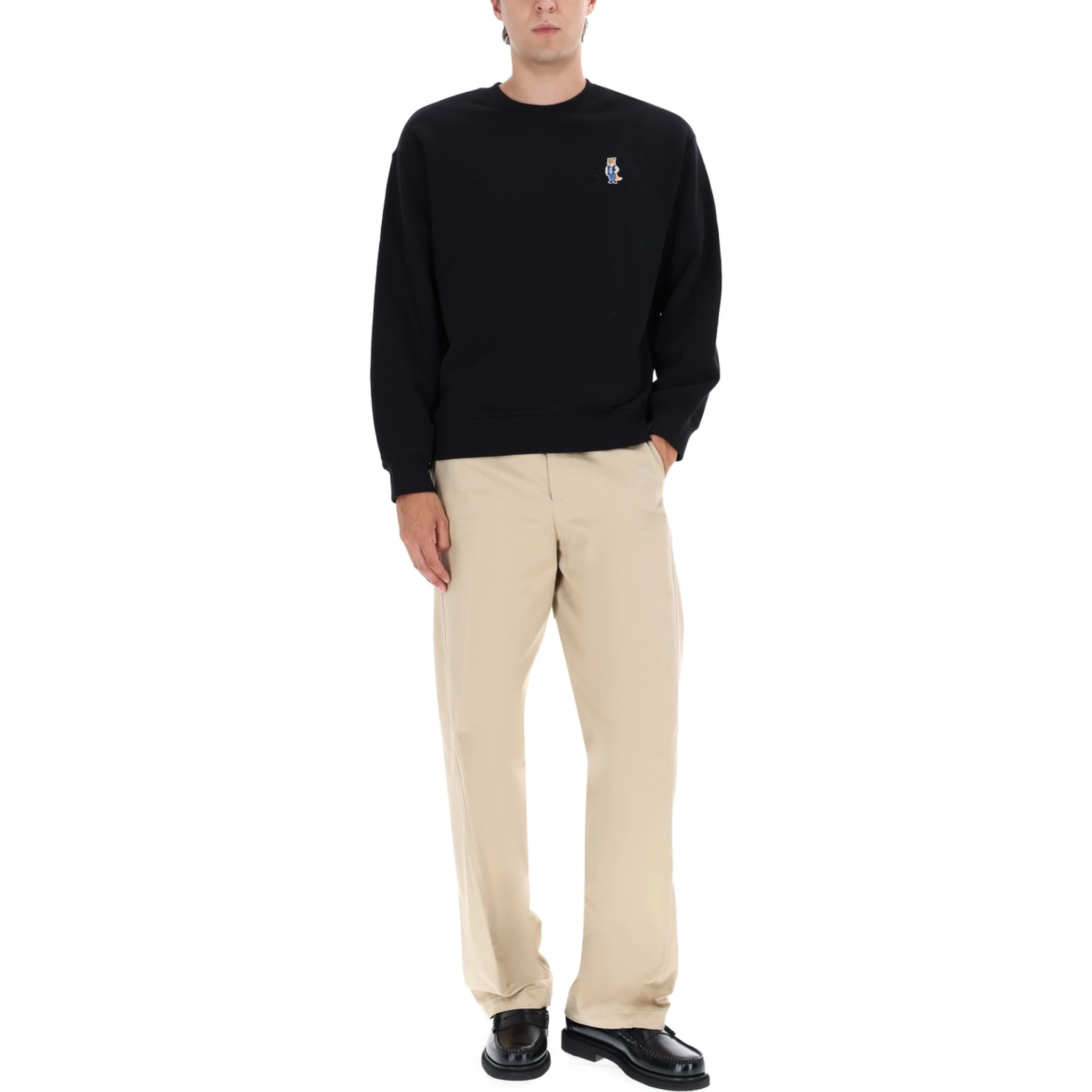"COMFORT DRESSED FOX" SWEATSHIRT