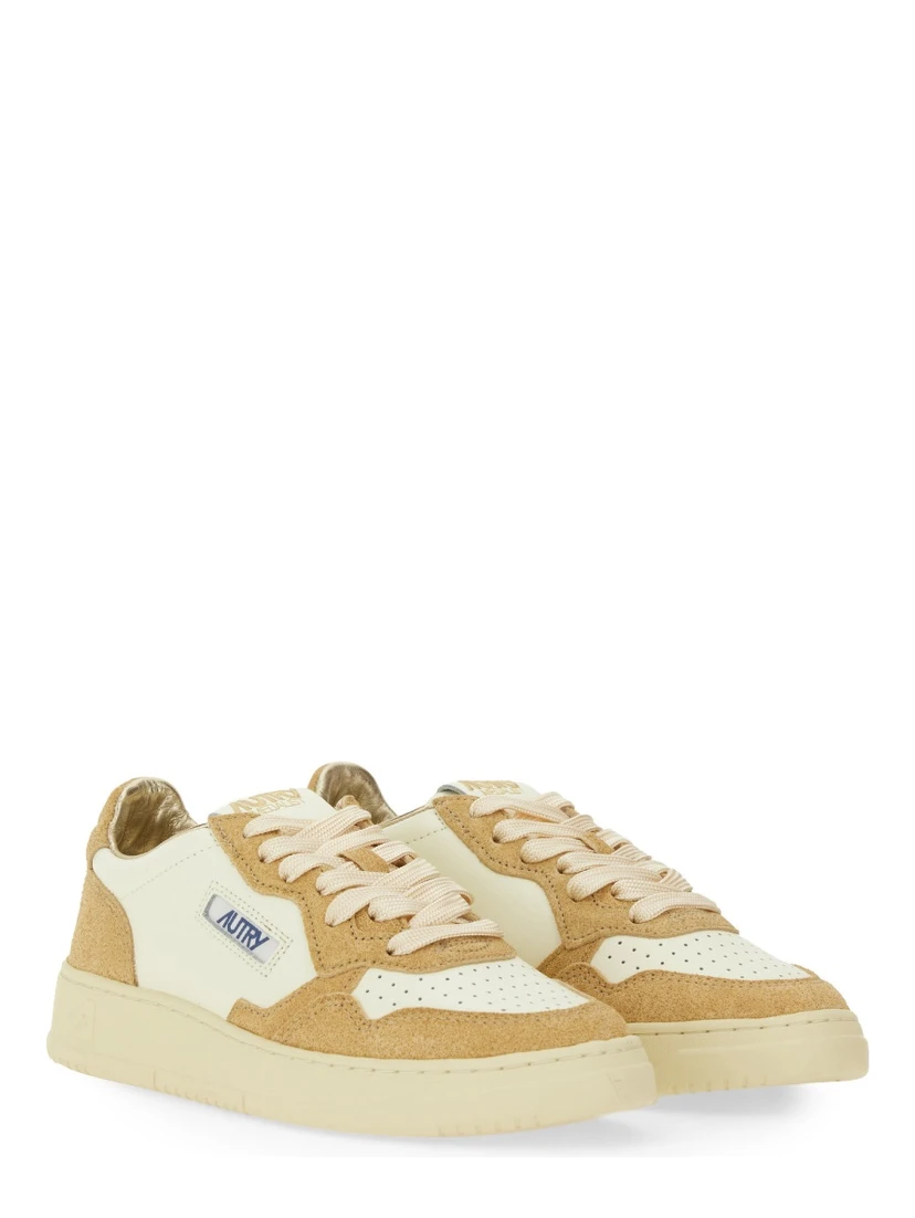 "MEDALIST LOW" SNEAKER