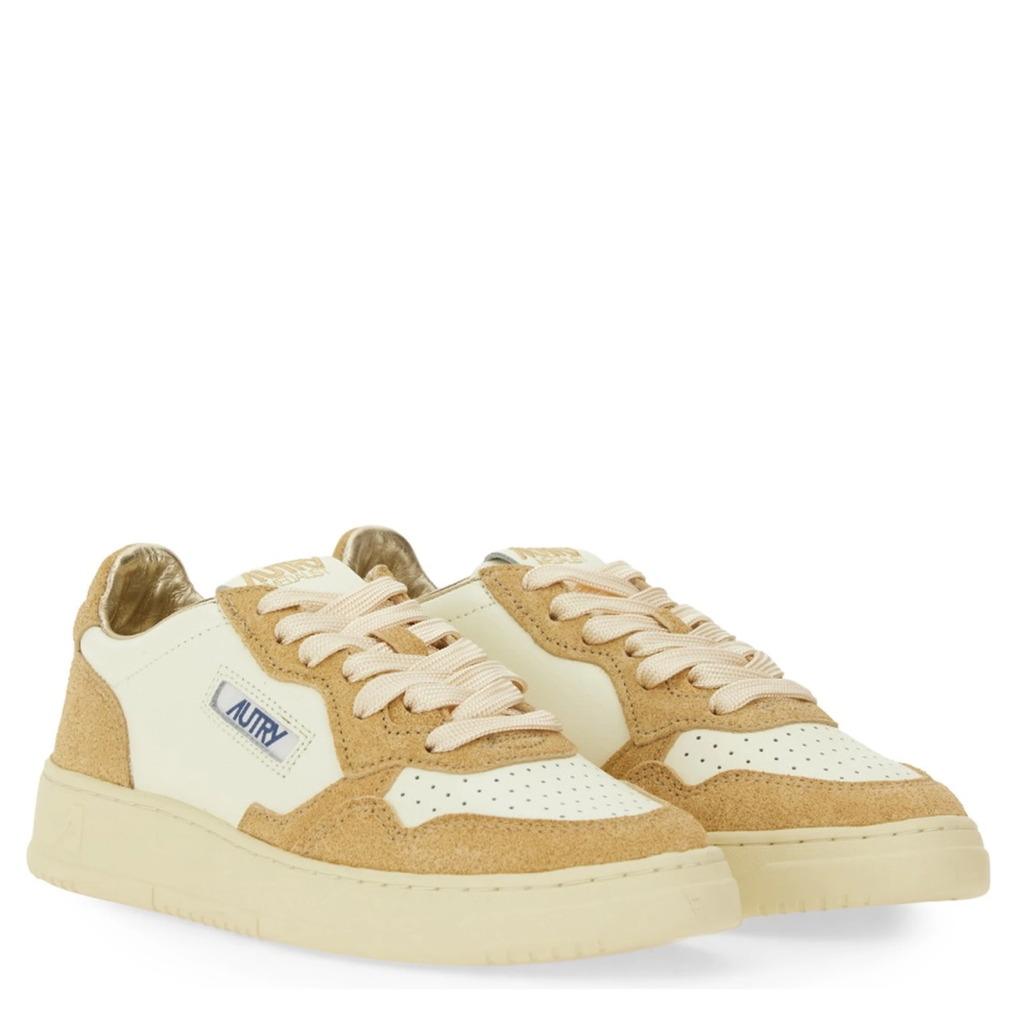 "MEDALIST LOW" SNEAKER