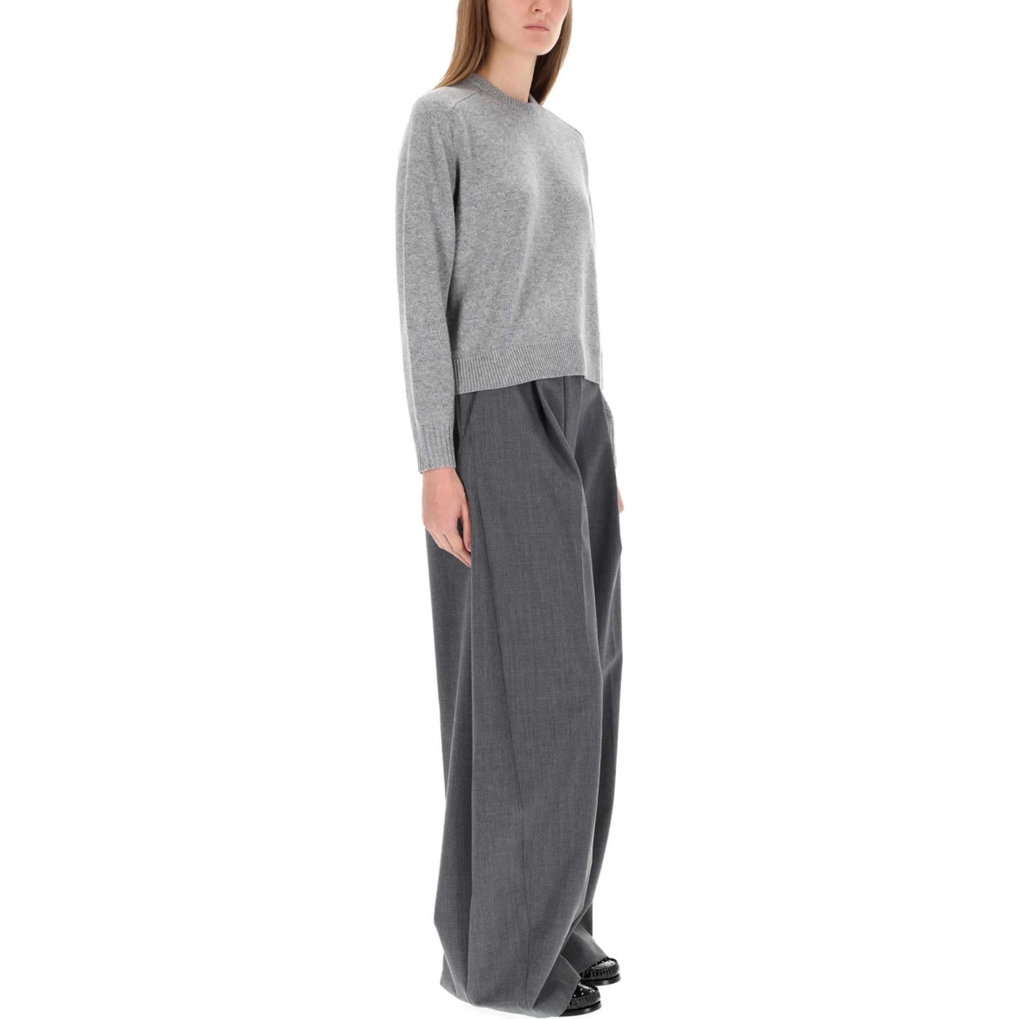 CASHMERE SWEATER