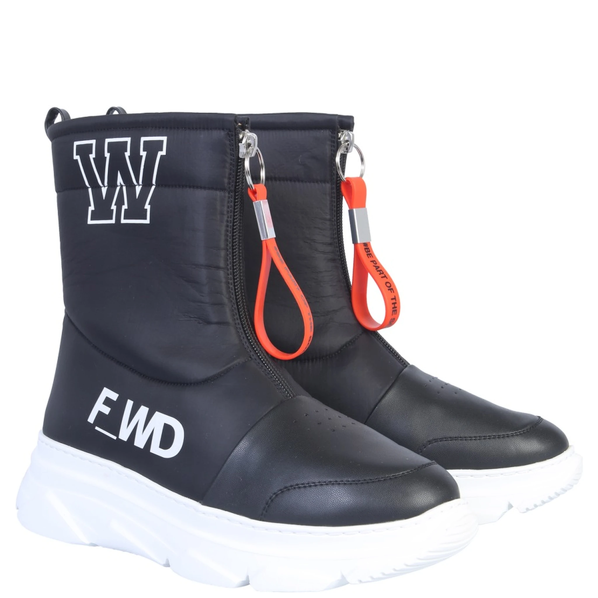 LEATHER BOOT